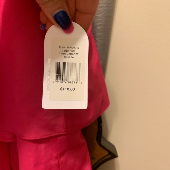 Dress - Picture 3 of 4